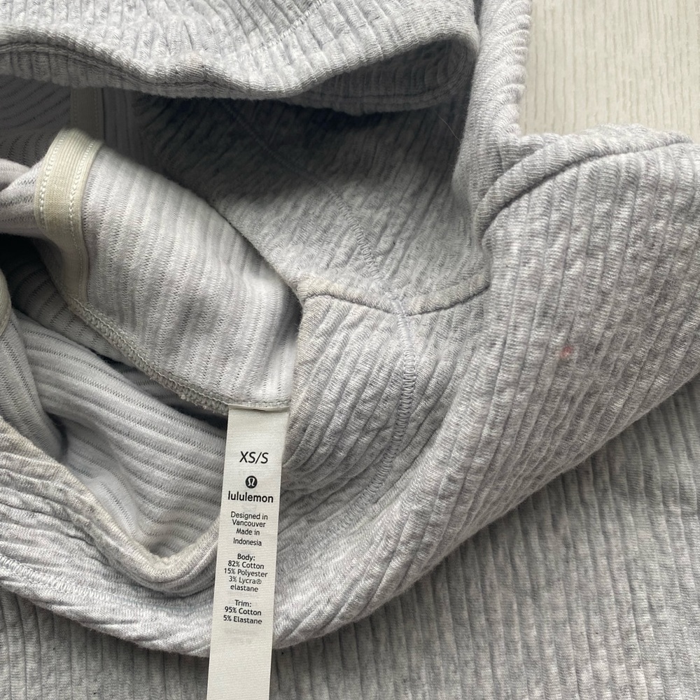 Lululemon Sweater - Picture 3 of 3